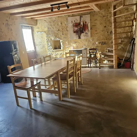 Jolis Coins D'ardeche Διαμέρισμα Larnas